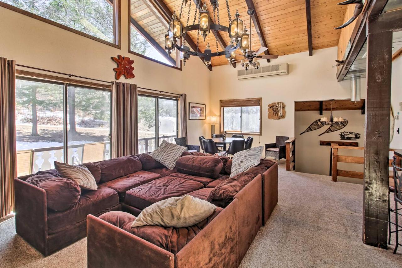Swiss-Style Chalet With Fireplace - Near Story Land! Bartlett Exteriér fotografie